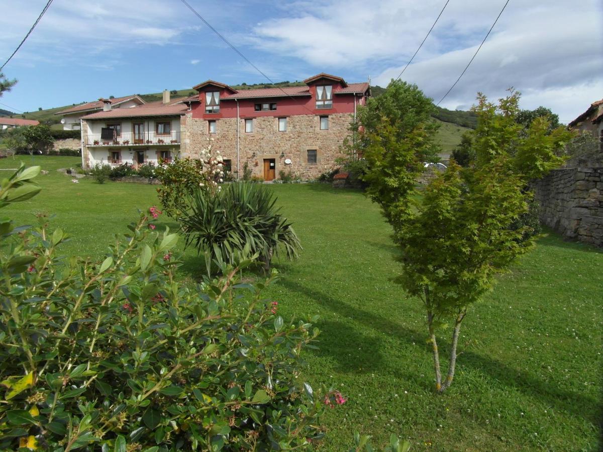 Albergue La Torre Santiurde de Reinosa Exterior foto