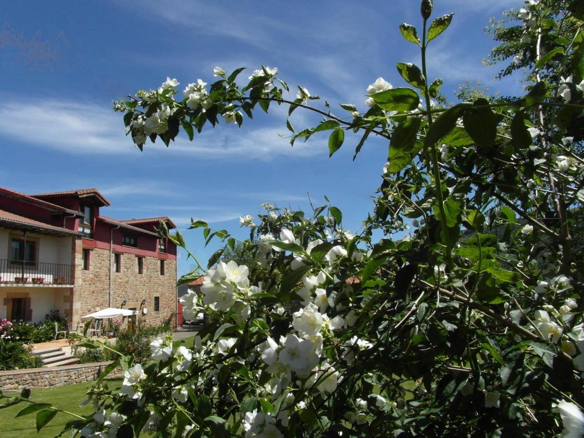 Albergue La Torre Santiurde de Reinosa Exterior foto
